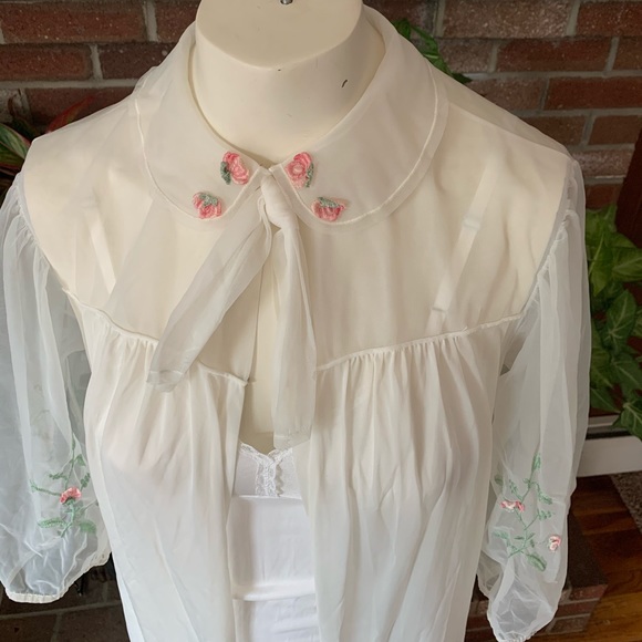 Vtg Vanity Fair sheer peignoir dressing gown - Picture 1 of 7